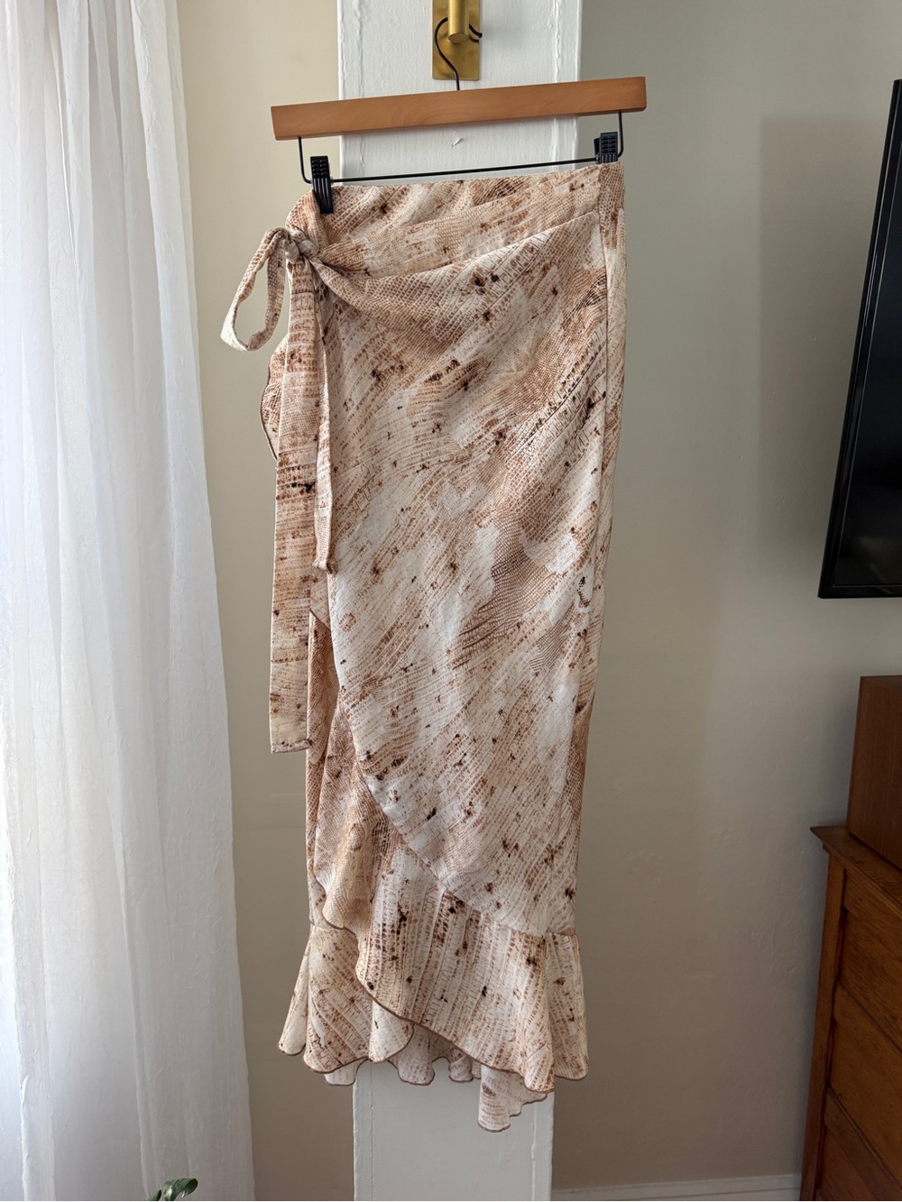 Mikey & Joey Wrap Midi Skirt Size M Beige Brown Ruffle Hem Boho